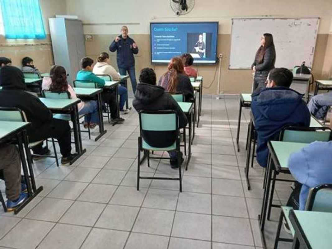 Jaguarão Avança em Educação Financeira com Projeto-Piloto em Escolas Municipais