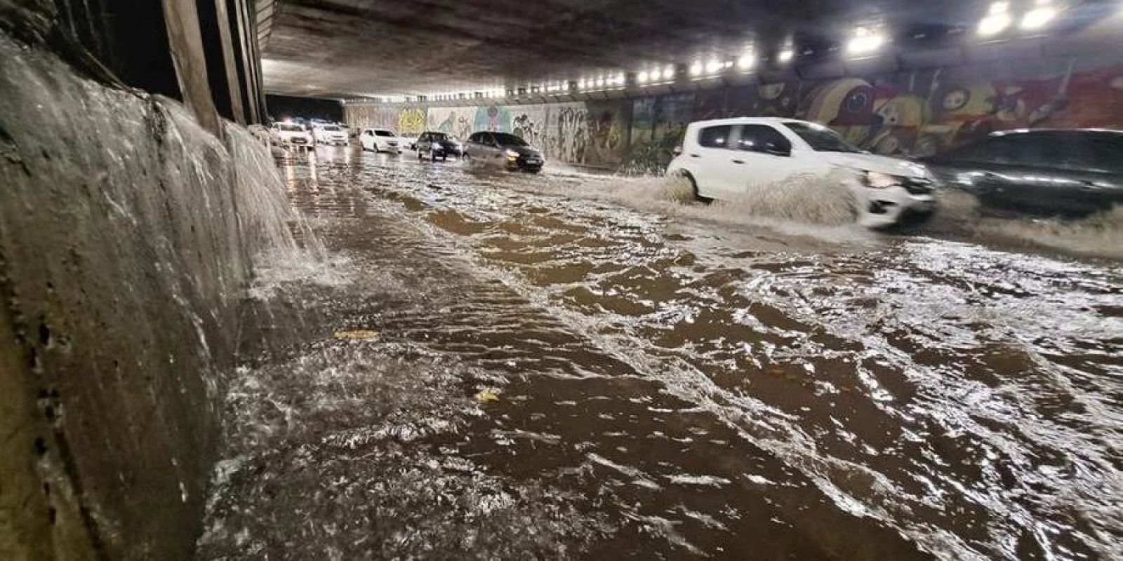 Governo do RS planeja parceria privada para gerenciar sistema de proteção contra cheias na região Metropolitana