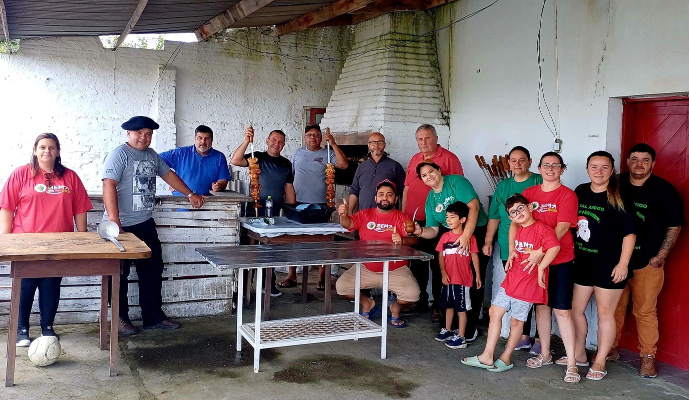 Projeto “Mãos Amigas” realiza galeto beneficente em Arroio Grande para arrecadar recursos para o Natal