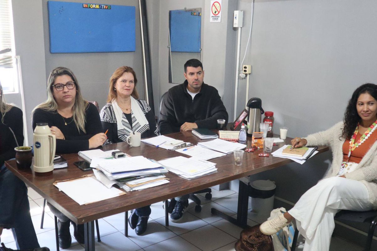 Arroio Grande fortalece programas PIM e Criança Feliz em reunião com a 3ª Coordenadoria Regional de Saúde