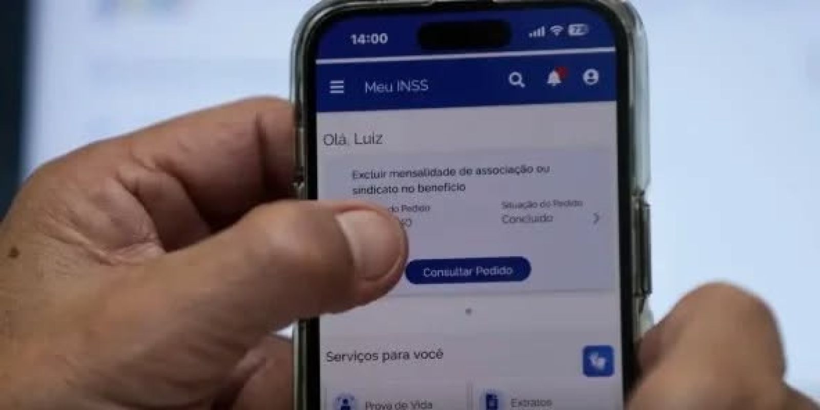 PT lança vídeos culpando Bolsonaro por fraudes no INSS; oposição reage e disputa narrativa nas redes
