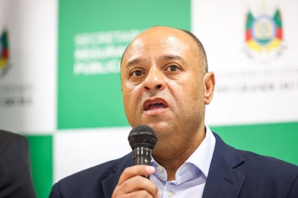 Delegado Fernando Sodré é exonerado da chefia da Polícia Civil do RS após crise com delegadas da Deam