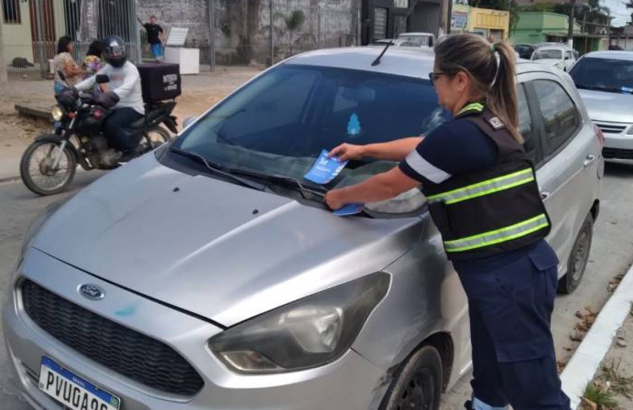 STT realiza ação educativa contra estacionamento irregular na avenida Cidade de Lisboa