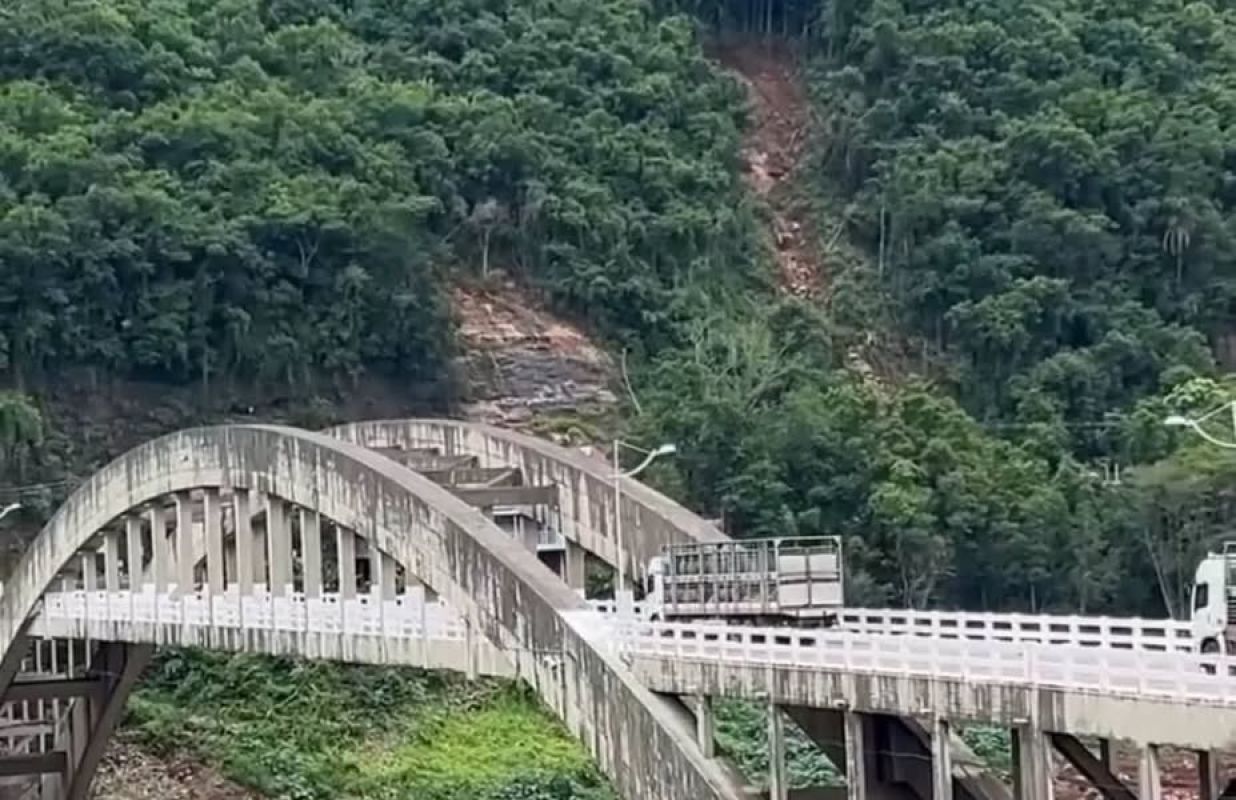 Após 102 quedas de barreira, BR-470 entre Bento e Veranópolis passa por reconstrução com R$ 700 milhões em obras