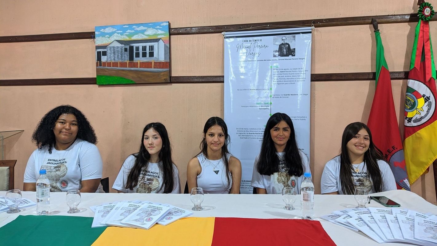 Alunos de Jaguarão lançam livro que resgata histórias de mulheres negras da comunidade