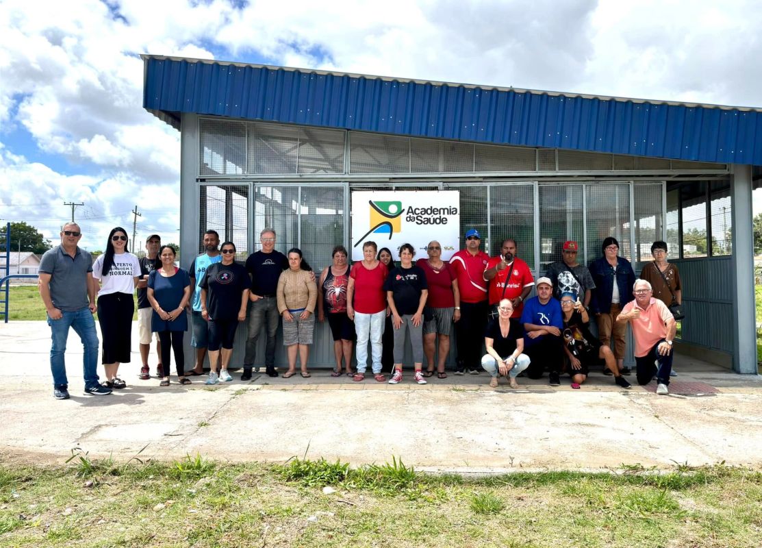 Prefeito entrega Academia da Saúde no bairro Indianópolis em Jaguarão após depredações