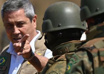 General Braga Netto completa 80 dias preso sob vigilância na Vila Militar, no Rio