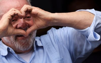 Lula descobre preço dos ovos e promete baixar valores enquanto inflação pesa no bolso dos brasileiros