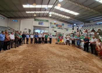 Herval: Administração municipal participa da abertura da 47ª Expofeira de Ovinos de Verão