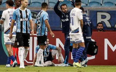 Grêmio confirma cirurgia de Igor Serrote após fratura no punho; lateral deve voltar aos gramados em julho