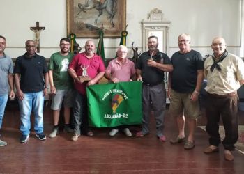 Prefeito de Jaguarão recebe comitiva do PTG Tiradentes para tratar da 16ª Cavalgada da Amizade