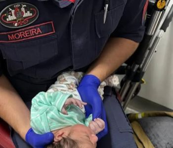 Bebê de 18 dias é salva pelos bombeiros após engasgar com leite materno em Bento Gonçalves