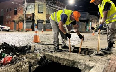 Mutirão do Sanep remove dez toneladas de resíduos de bueiros em quatro dias em Pelotas