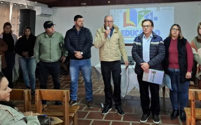 Prefeitura de Herval reúne profissionais da educação em Formação Pedagógica