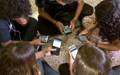 Senado aprova projeto que proíbe uso de celulares em salas de aula a partir de 2025