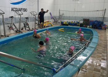 Estudantes com sobrepeso iniciam aulas de hidroginástica pelo Programa AABB Comunidade em Jaguarão
