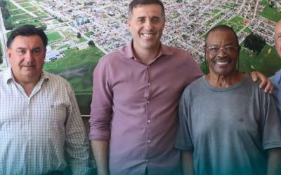 Prefeito de Arroio Grande recebe Rei Momo Tuíca e reforça compromisso com o Carnaval