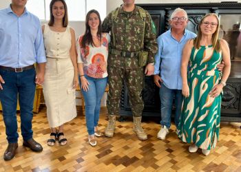 Prefeito de Jaguarão participa de celebração pelos 82 anos do 12º RC MEC