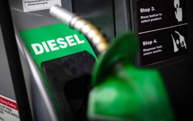 Petrobras anuncia aumento de R$ 0,22 no diesel a partir deste sábado (1º)