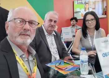 Prefeito de Cerrito busca recursos em Brasília e recebe reconhecimento nacional na educação