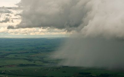 Chuva se intensifica e temporais devem atingir o Rio Grande do Sul nesta quinta-feira