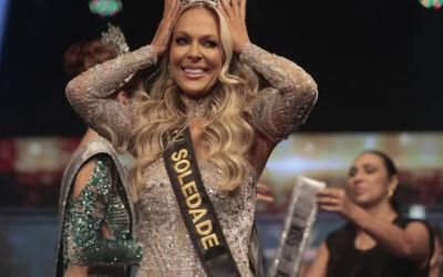 Com trajetória internacional e formação em Neurociência, soledadense Júlia Guerra vence Miss Universe RS 2026 e leva carro e joia como prêmio