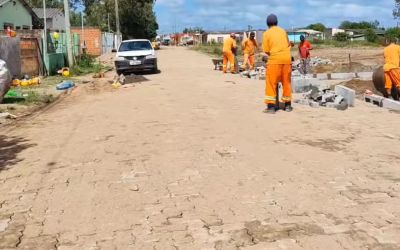 Pavimentação da Rua Demétrio Ribeiro em Jaguarão avança para etapa final no Bairro Carvalho