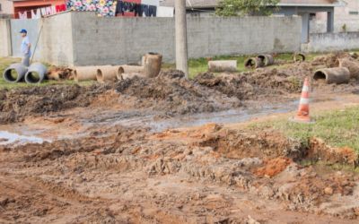 Prefeitura de Pelotas inicia intervenção emergencial no Barro Duro após agravamento de alagamentos e esgoto a céu aberto