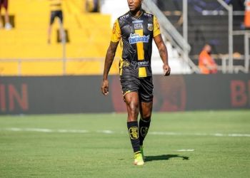 Esporte Clube Pelotas anuncia contratação do atacante Michel Douglas para reforçar equipe no Gauchão