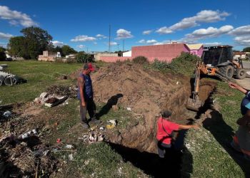 Prefeitura de Pedro Osório conclui drenagem na Silveira Martins e inicia obra na Basílio Pires